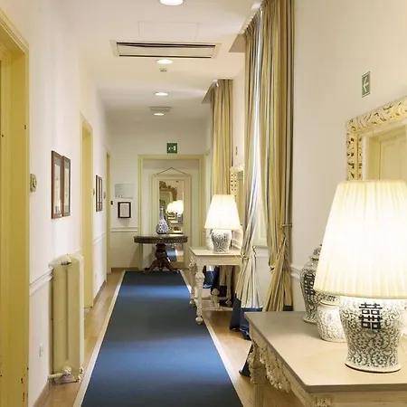 Palazzo Ruspoli Daire