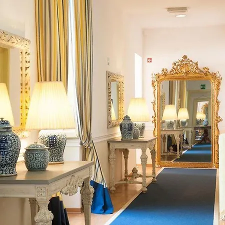 Apartment Palazzo Ruspoli Florence