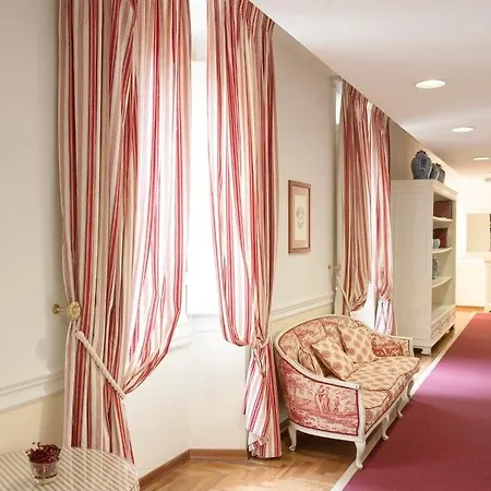 Palazzo Ruspoli Apartment